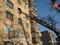 Кіровоградщина: рятувальники відчинили двері квартири,  де залишилася 2-річна дитина