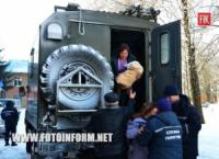 На Кіровоградщині рятувальники доправили лікаря до жительки села,  у якої почалися пологи