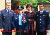 Кіровоградські поліцейські вручили відзнаку та подарунки колезі-фронтовику