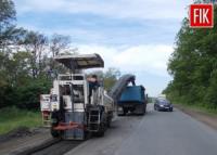 Тривають роботи з ліквідації ямковості на дорогах загального користування Кіровоградської області