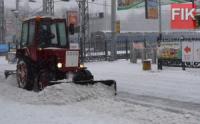На ліквідацію наслідків сильних снігопадів вже залучено близько 1 тис. одеських залізничників