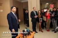 Прем' єр-міністр закликає українців користатися можливостями урядової програми 