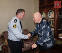 Керівник поліції Кіровоградщини Сергій Кондрашенко привітав колегу-фронтовика