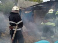 На Кіровоградщині загасили пожежу сінника