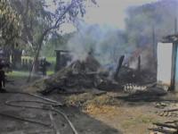 На Кіровоградщині вогнеборці приборкали пожежу господарчої будівлі