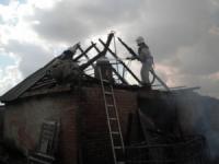 На Кіровоградщині приборкали пожежу господарчої споруди