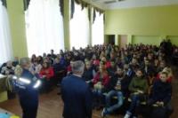 У Кропивницькому студенти та рятувальники поспілкувались на тему пожежної безпеки