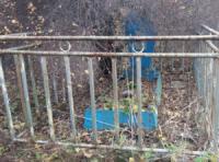 На Кіровоградщині зловмисник викрадав частини металевих огорож із могил