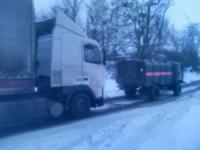 На Кіровоградщині водіям двох вантажних автомобілів надали допомогу по буксируванню