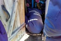 На Кіровоградщині рятувальники дістали цуценя,  яке потрапило в яму
