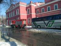 На Кіровоградщині рятувальники надали допомогу по буксируванню автобуса та вантажівки