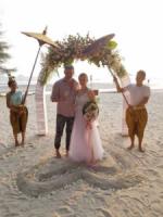 Зіркова пара Тоня Матвієнко і Арсен Мірзоян одружилися вдруге в Таїланді