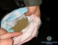 На Кіровоградщині поліцейські вилучили у водія та пасажира авто заборонені речовини і предмети