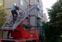 На Кіровоградщині рятувальники допомогли матері потрапити до власної квартири,  де зачинився малюк