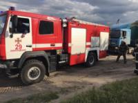На Кіровоградщині водієві вантажівки допомогли вибратись із піщаної пастки