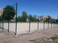 Триває будівництво міні-футбольного поля у Новомиргородському районі