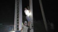 На Кіровоградщині чоловік заплутався в дротах на електроопорі