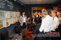 У Кропивницькому учні школи мистецтв відвідали пожежно-технічну виставку-музей