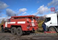 Кіровоградщина: на бездоріжжі застряг вантажний автомобіль