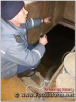 На Кіровоградщині рятувальники 4 рази відкачували талу воду