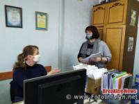 На Кіровоградщині проводять роз’яснювальну роботу щодо доплат медикам