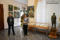 У Кропивницькому відкрили виставку до дня народження відомого земляка