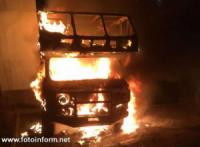 На Кіровоградщині приборкали 2 пожежі автомобілів