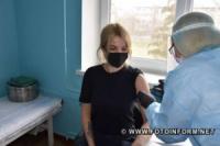 У Кропивницькому понад пів сотні правоохоронців вакцинувалися від коронавірусу