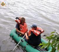 На Кіровоградщині рятувальники дістали з водойми тіло загиблої дитини