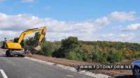 Шляховики відновлюють об’їзну дорогу біля Кропивницького