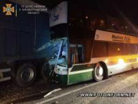 Вночі у ДТП на Кіровоградщині потрапив міжнародний автобус