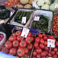 Скільки коштують ранні овочі на ринку у Кропивницькому