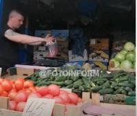 Кропивничани почали робити закупи для консервації фруктів