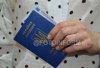 На Кіровоградщині одночасно оформляють ID-картку та закордонний паспорт