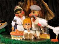 У Кропивницькому лялькарі запрошують на перегляд казок та розважальні програми
