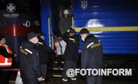 На Кіровоградщині продовжують зустрічати евакуаційні потяги з Донеччини