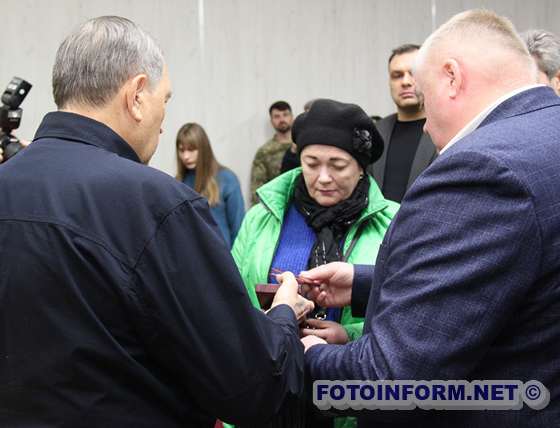 У Кропивницькому вшанували памʼять воїнів, полеглих у боротьбі з російським агресором (ФОТО)