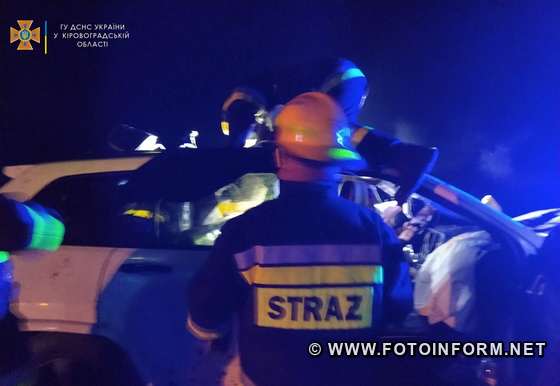 Маловисківські рятувальники деблокували водія із понівеченої унаслідок ДТП автівки