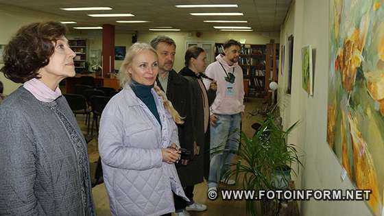 Виставка художниці Тетяни Діанової відкрилася у Кропивницькому (ФОТО)