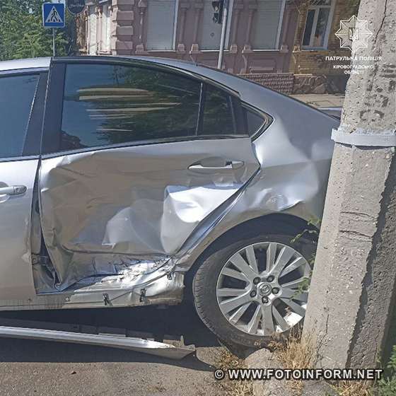 ДТП у Кропивницькому: на перехресті не розминулися дві автівки (ФОТО)