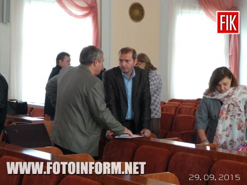 Только что в Кировоградском городском совете началось второе заседание 52-й сессии городского совета.